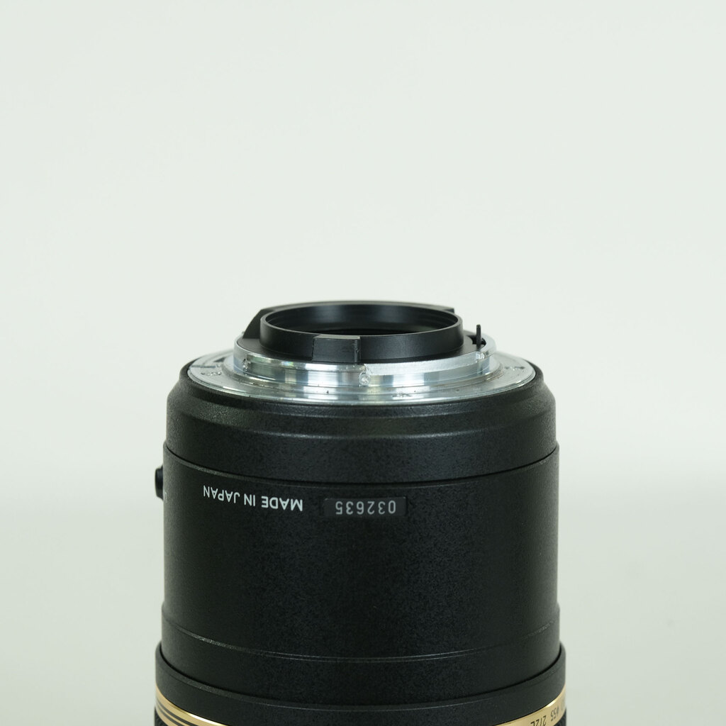 TAMRON SP 90mm F2.8 Di Macro 1:1/Model 272ENII(ニコンF用モーター内蔵) TAMRON SP 90mm F2.8 Di Macro 1:1/Model 272ENII(ニコンF用モーター内蔵)