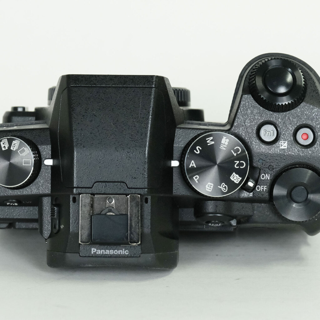 Panasonic LUMIX DMC-G8 Panasonic LUMIX DMC-G8