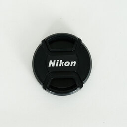 Nikon AF-S DX NIKKOR 35mm f/1.8G Nikon AF-S DX NIKKOR 35mm f/1.8G