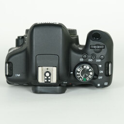 Canon EOS Kiss X8i Canon EOS Kiss X8i