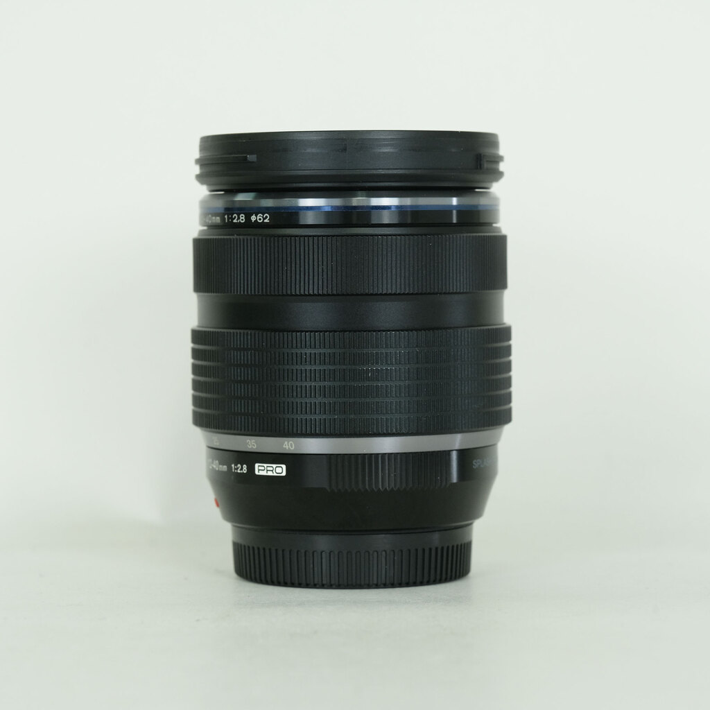 OLYMPUS M.ZUIKO DIGITAL ED 12-40mm F2.8 PRO OLYMPUS M.ZUIKO DIGITAL ED 12-40mm F2.8 PRO