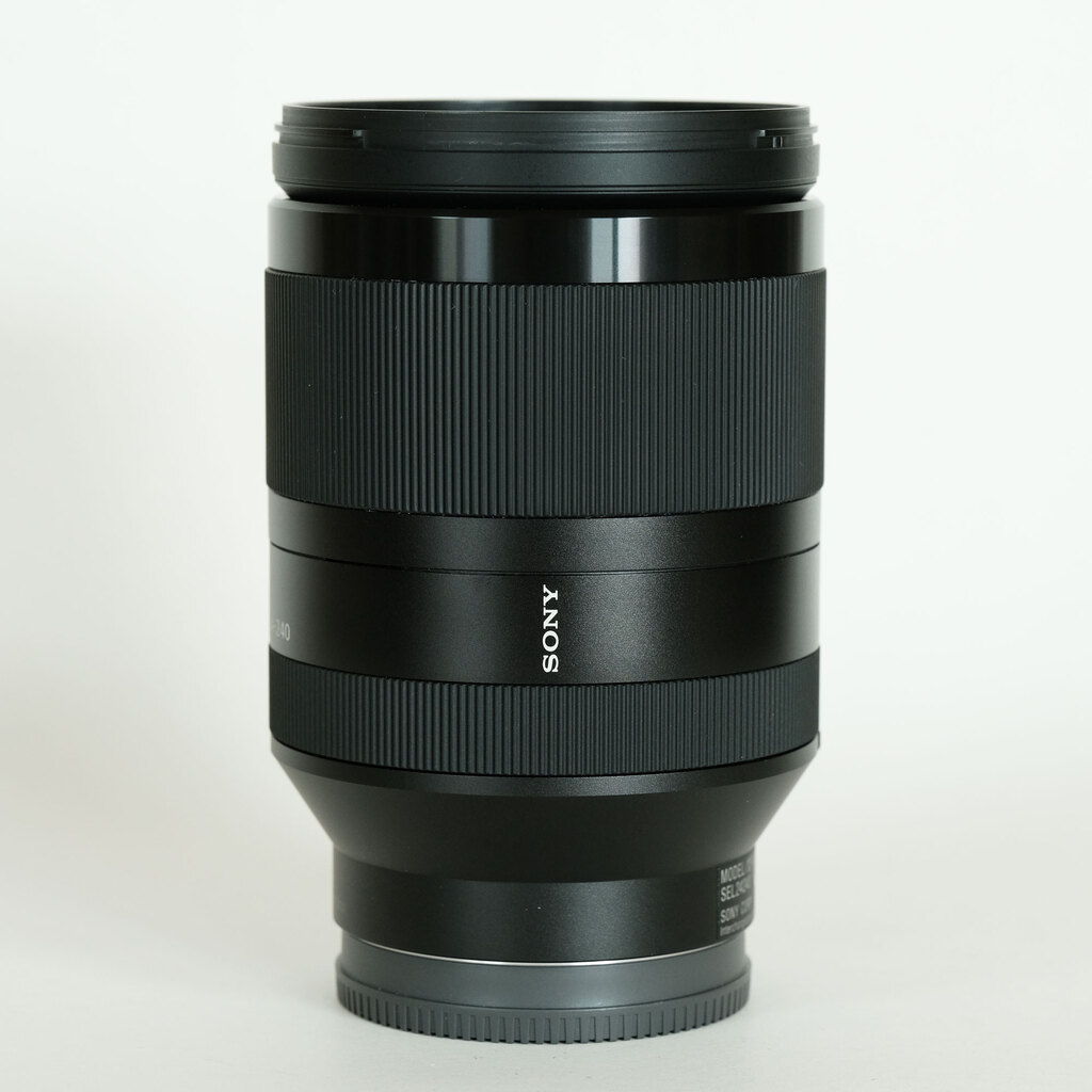 SONY FE 24-240mm F3.5-6.3 OSS SEL24240