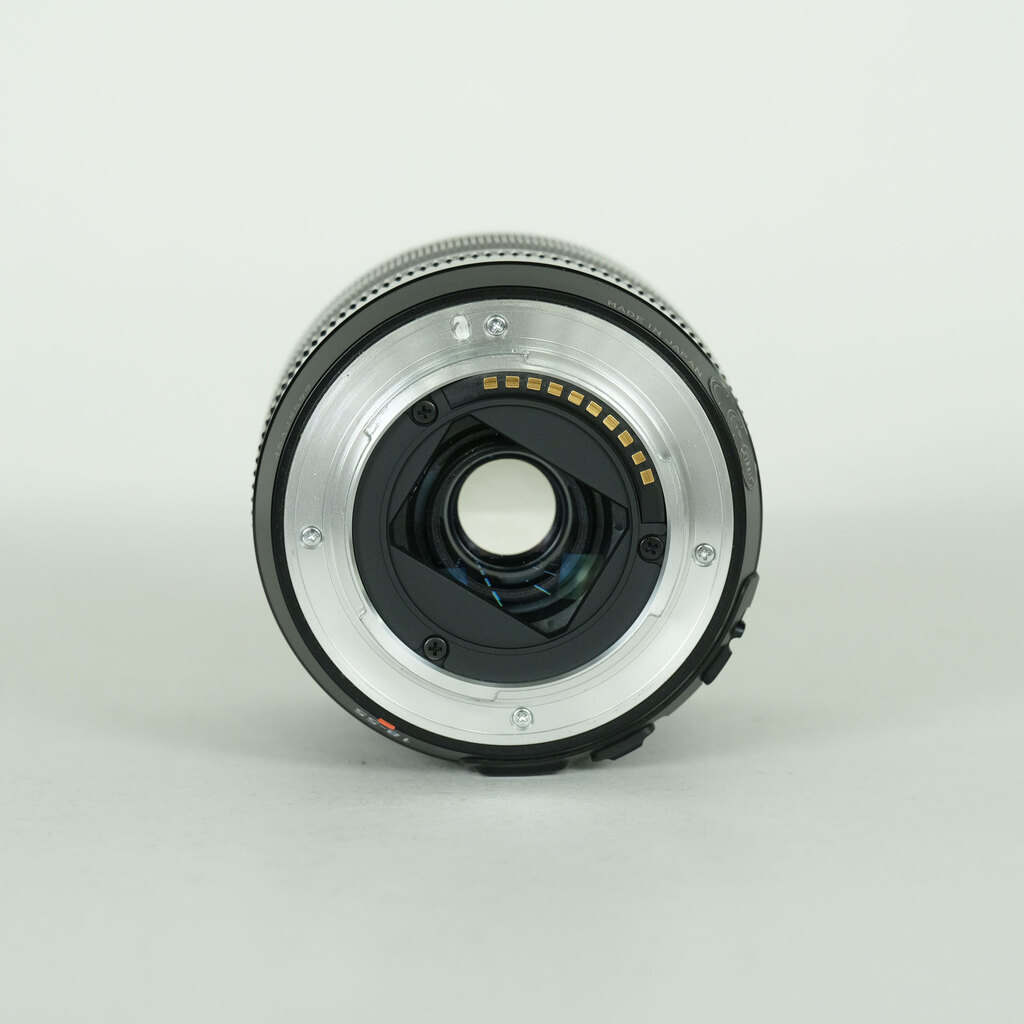 FUJIFILM XF18-55mmF2.8-4 R LM OISの出品 | ONE SCENE（ワンシーン）
