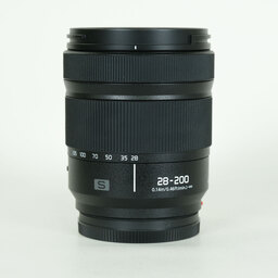 Panasonic LUMIX S 28-200mm F4-7.1 MACRO O.I.S.