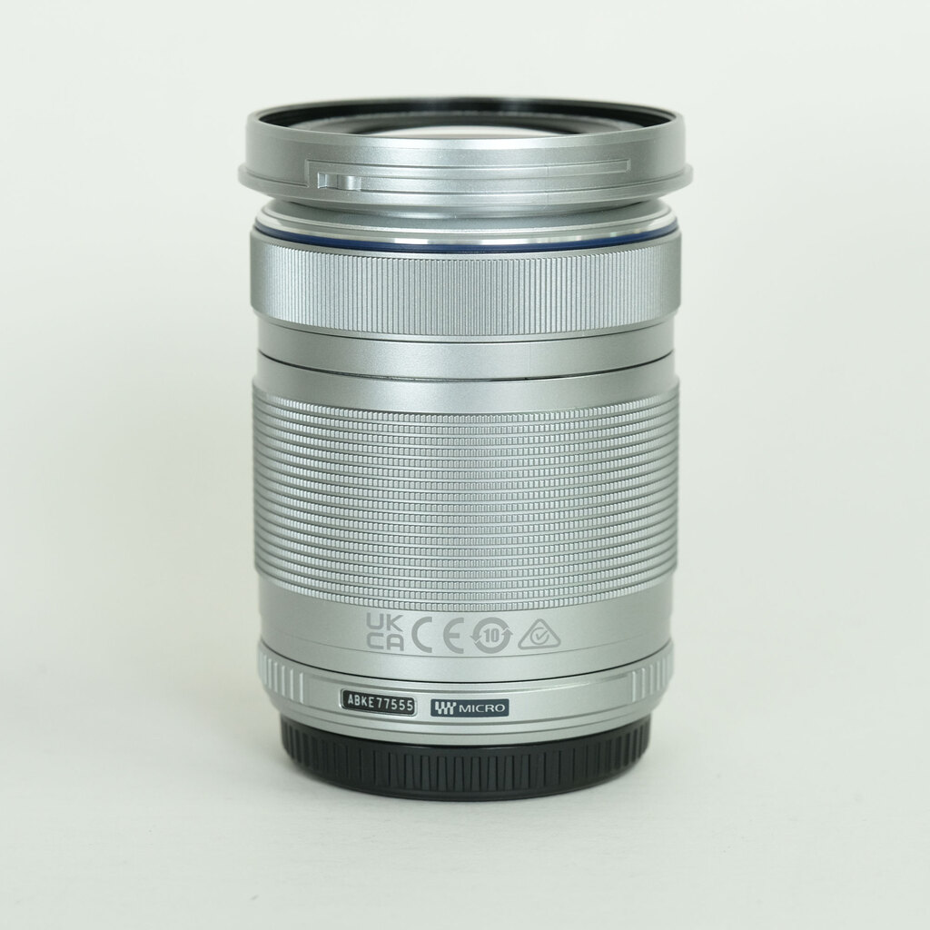 OM SYSTEM M.ZUIKO DIGITAL ED 40-150mm F4.0-5.6 R シルバー