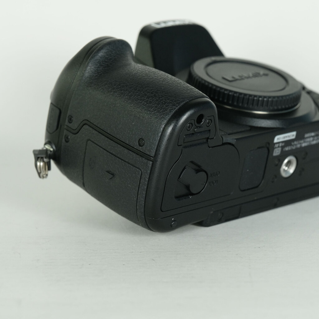 Panasonic LUMIX DMC-GH3 Panasonic LUMIX DMC-GH3