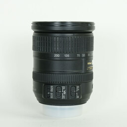 Nikon AF-S DX VR Zoom-Nikkor 18-200mm F3.5-5.6G IF-ED