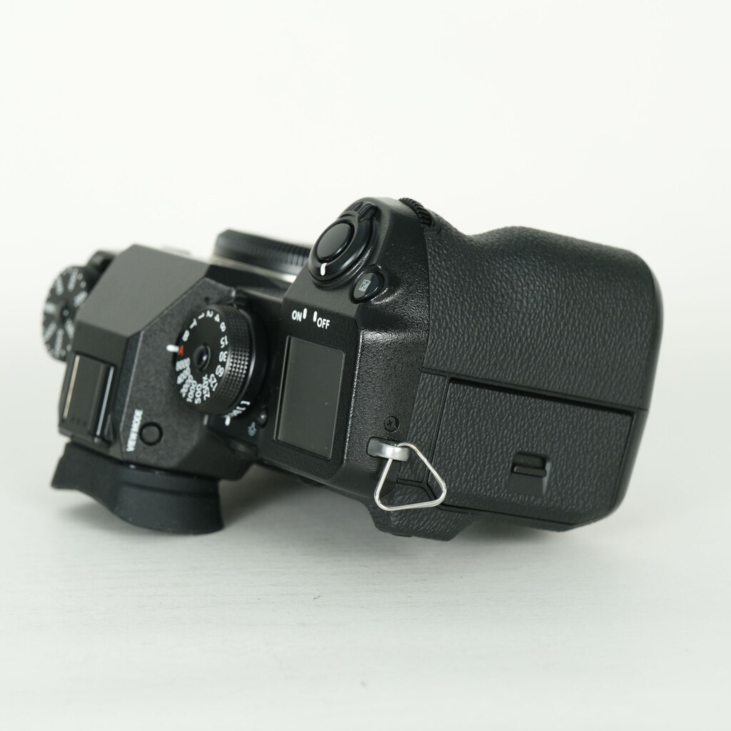 FUJIFILM X-H1