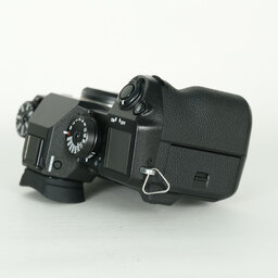 FUJIFILM X-H1