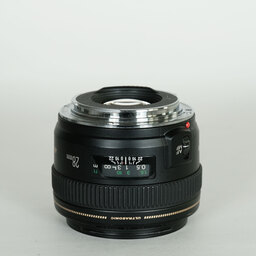 Canon EF28mm F1.8 USM