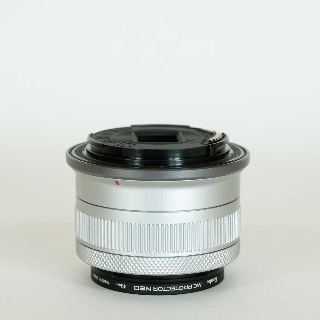 Canon RF-S 18-45mm F4.5-6.3 IS STM