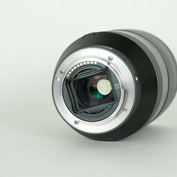 SONY FE 24-240mm F3.5-6.3 OSS SEL24240