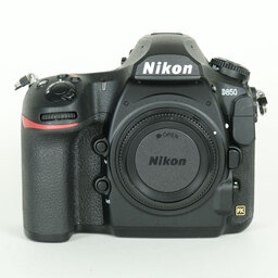 Nikon D850