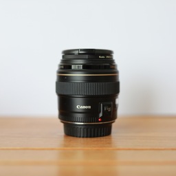 Canon EF85mm F1.8 USMの出品 | ONE SCENE（ワンシーン）