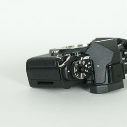 OLYMPUS OM-D E-M5 Mark II