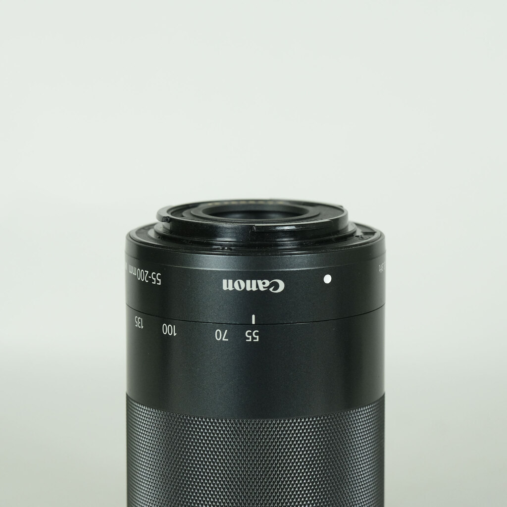 Canon EF-M55-200mm F4.5-6.3 IS STM