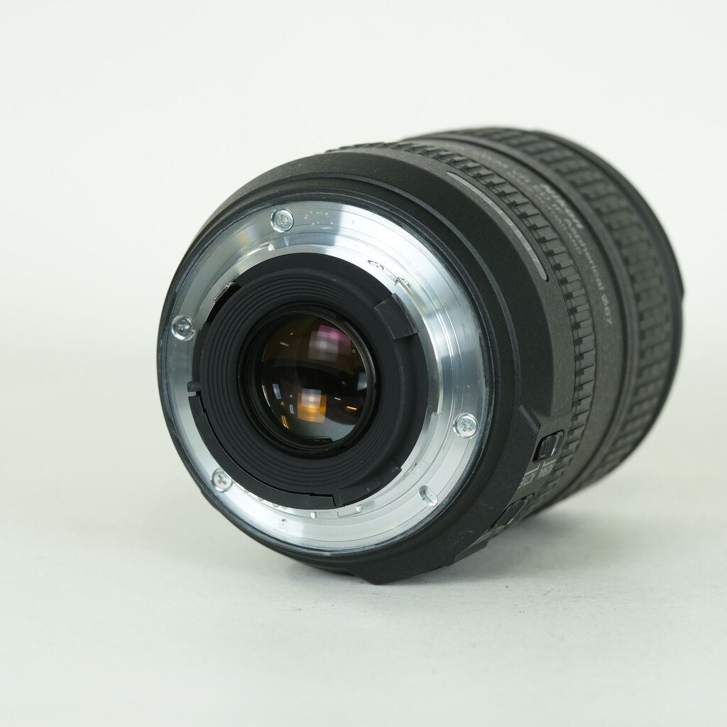 Nikon AF-S DX NIKKOR 16-85mm F3.5-5.6G ED VR