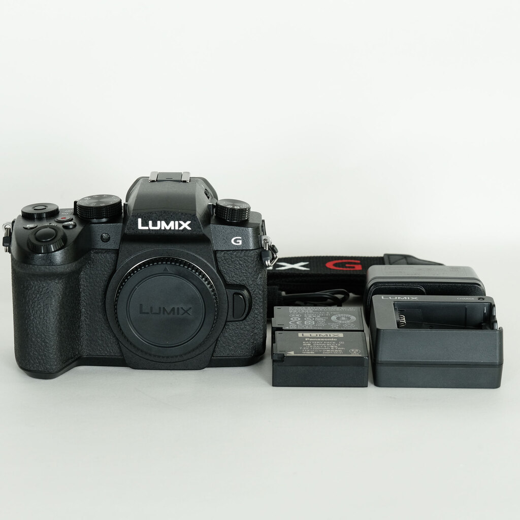 Panasonic LUMIX DC-G99
