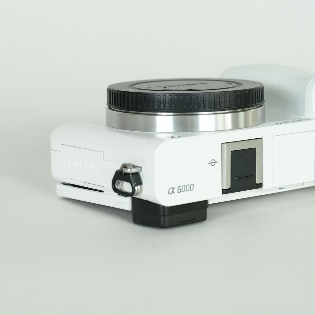 SONY α6000（ILCE-6000）