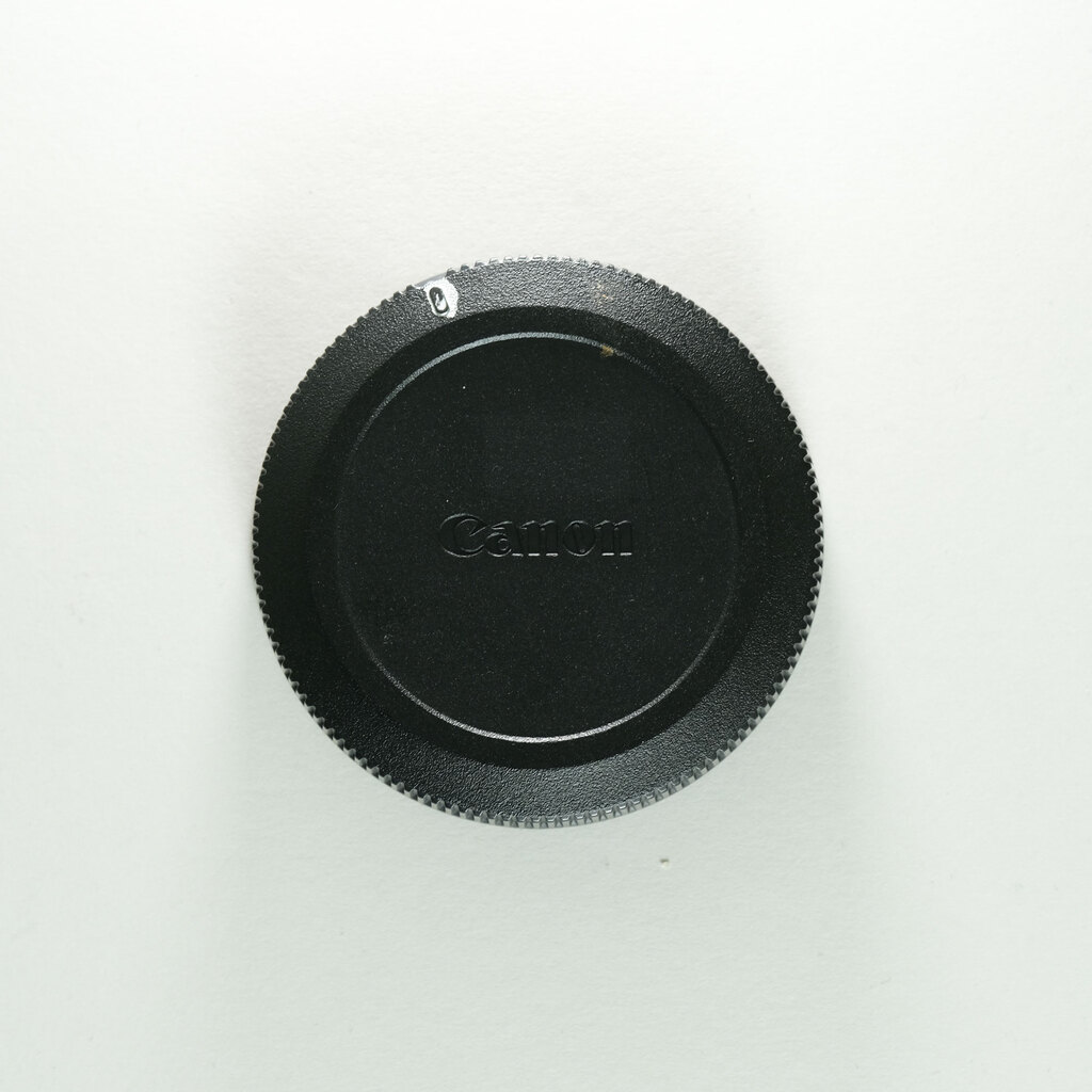 Canon RF100-400mm F5.6-8 IS USM Canon RF100-400mm F5.6-8 IS USM