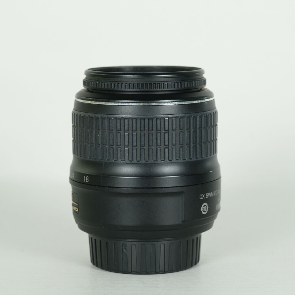 Nikon AF-S DX Zoom-Nikkor 18-55mm F3.5-5.6G ED II ブラック