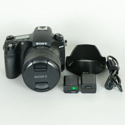 SONY Cyber-shot DSC-RX10M3