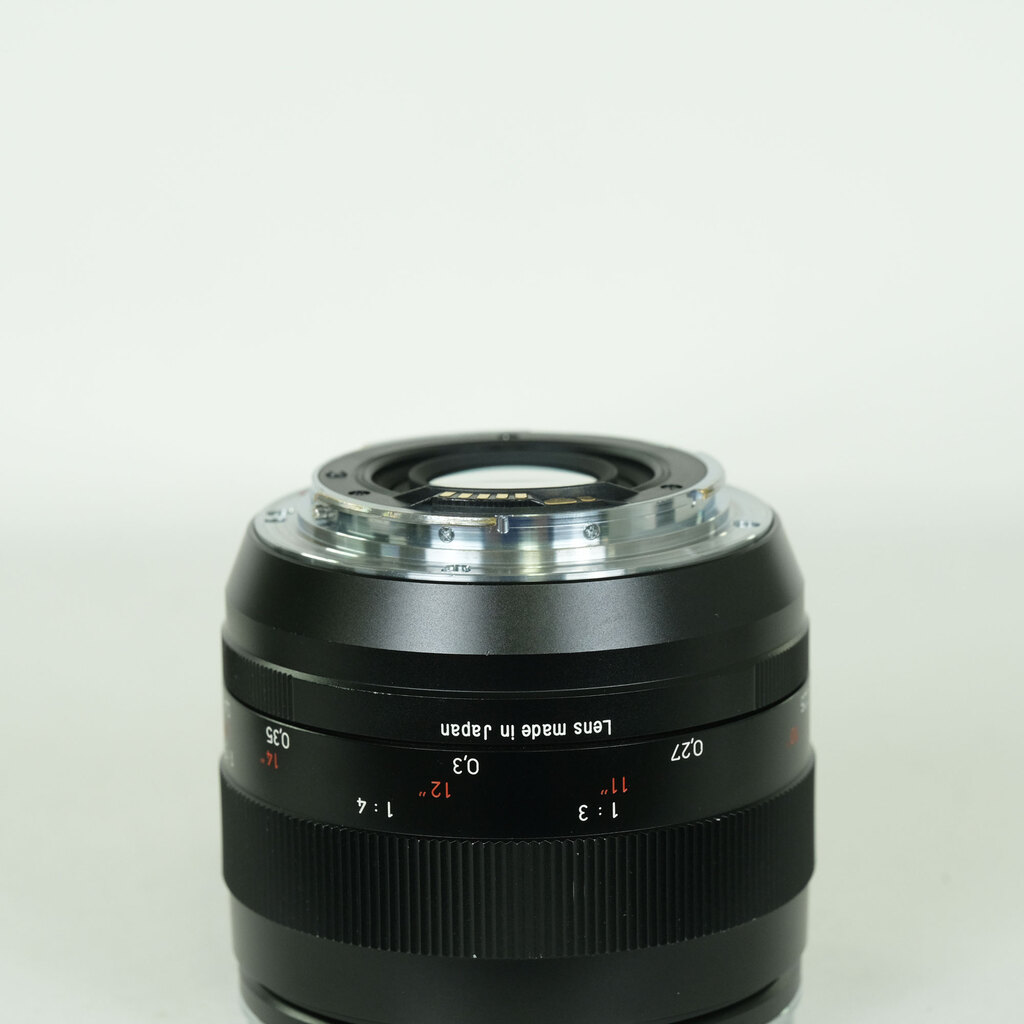 コシナ ツァイス Makro Planar T*2/50mm ZE