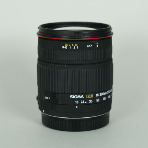 SIGMA 18-200mm F3.5-6.3 DC [キヤノンEF用]