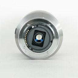 SONY E18-200mm F3.5-6.3 OSS SEL18200