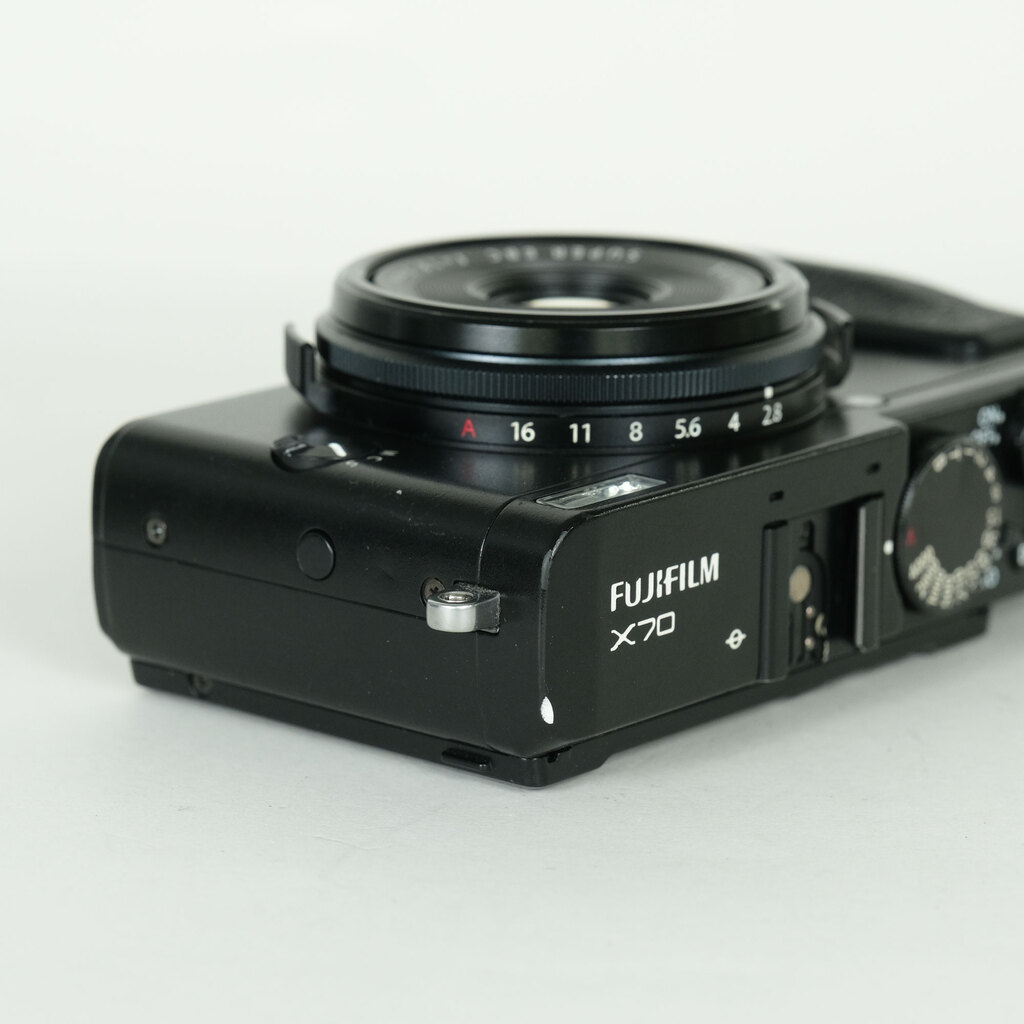 FUJIFILM X70 ブラック FUJIFILM X70 ブラック