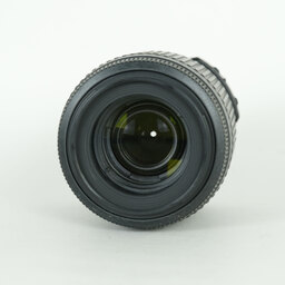 Nikon AF-S DX VR Zoom-Nikkor 55-200mm F4-5.6G IF-ED Nikon AF-S DX VR Zoom-Nikkor 55-200mm F4-5.6G IF-ED