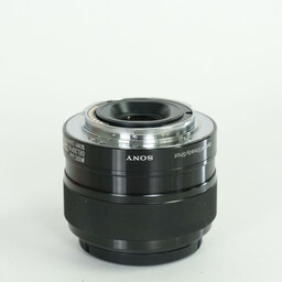 SONY E 35mm F1.8 OSS SEL35F18