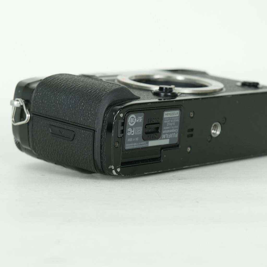 FUJIFILM X-Pro2の出品 | ONE SCENE（ワンシーン）