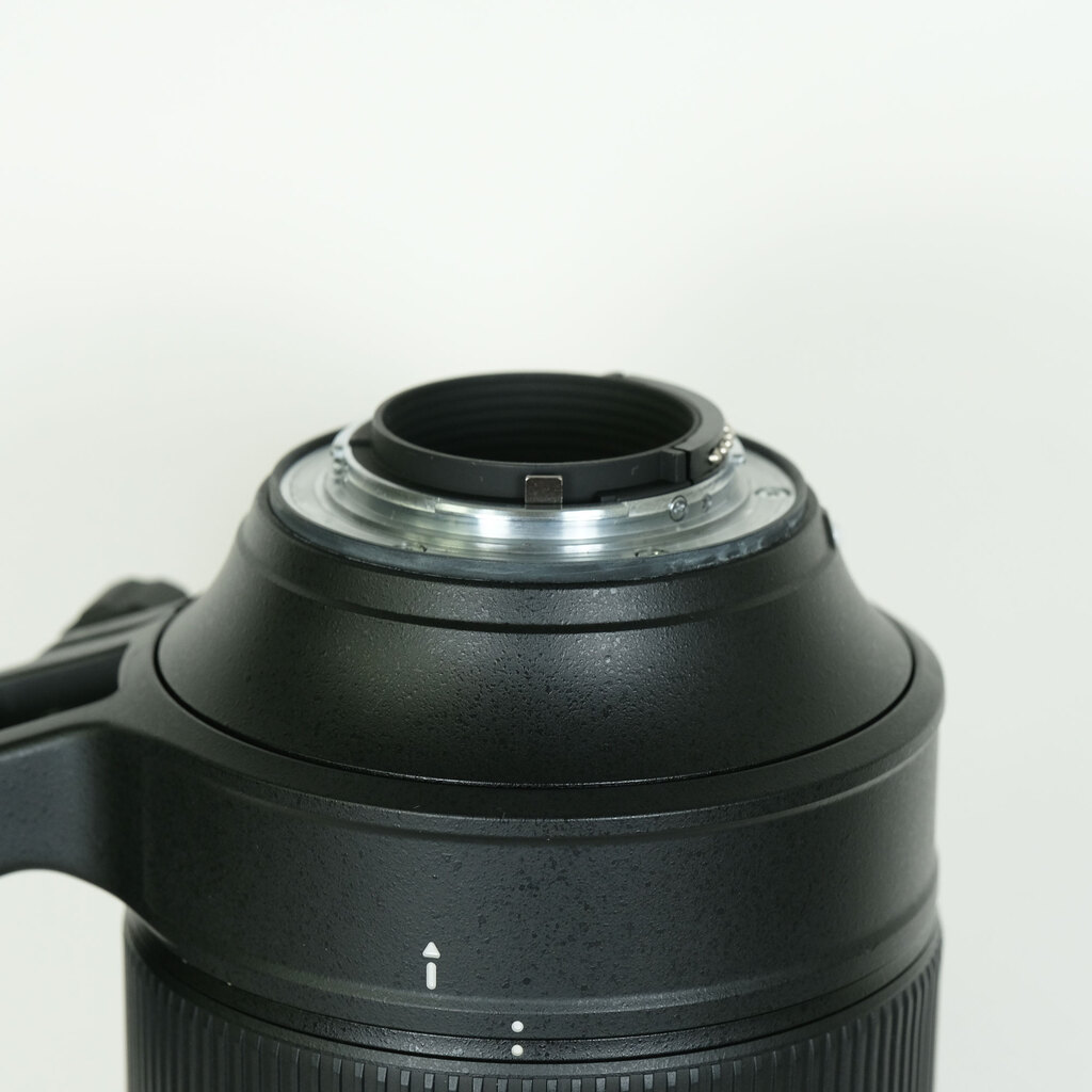 Nikon AF-S NIKKOR 80-400mm f/4.5-5.6G ED VR