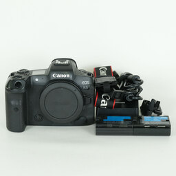 Canon EOS R5 Canon EOS R5