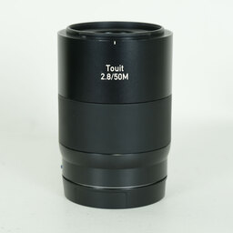 Carl Zeiss Touit 50mm F2.8 マクロ（ソニーE用）