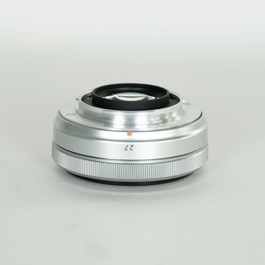 FUJIFILM XF27mm F2.8 シルバー