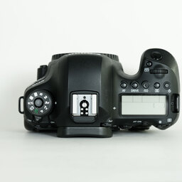 Canon EOS 6D Mark II