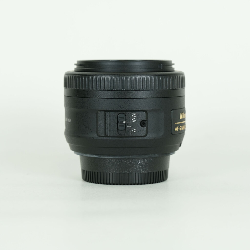 Nikon AF-S DX NIKKOR 35mm f/1.8G