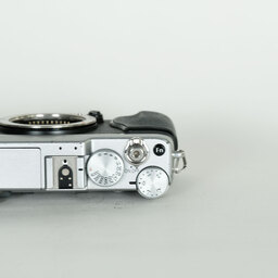 FUJIFILM X-E1 シルバー