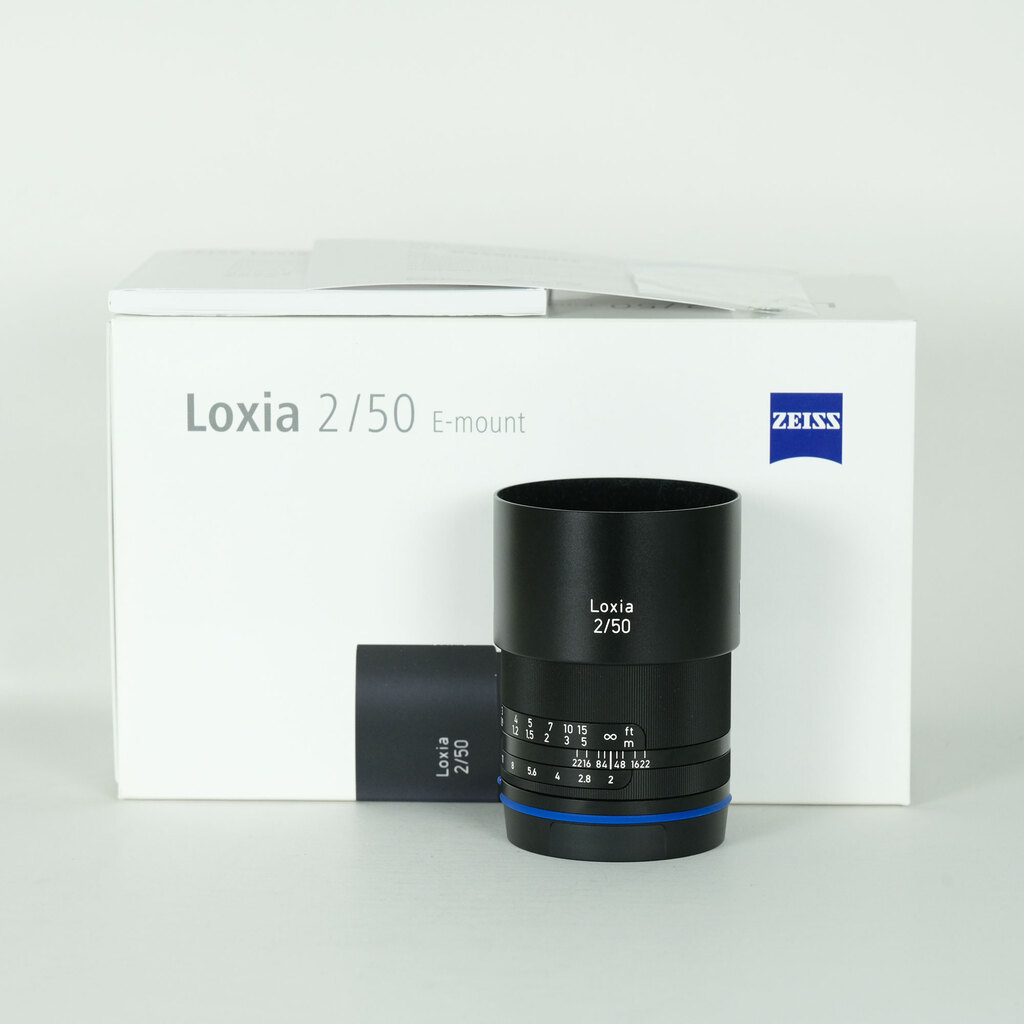 Carl Zeiss Loxia 2/50 [ソニーE用]の出品 | ONE SCENE（ワンシーン）