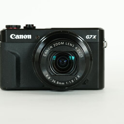 Canon PowerShot G7X Mark II