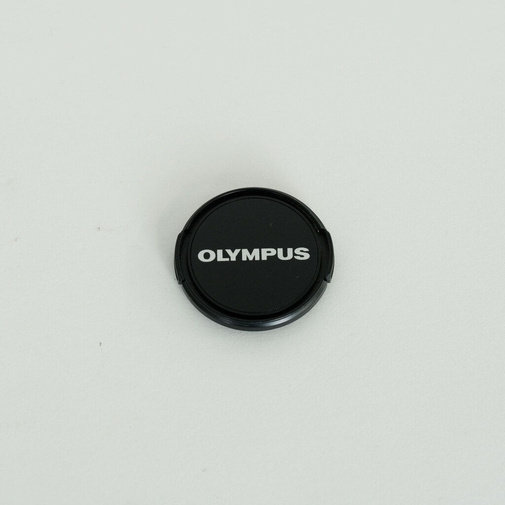 OLYMPUS M.ZUIKO DIGITAL 14-42mm F3.5-5.6IIR シルバー