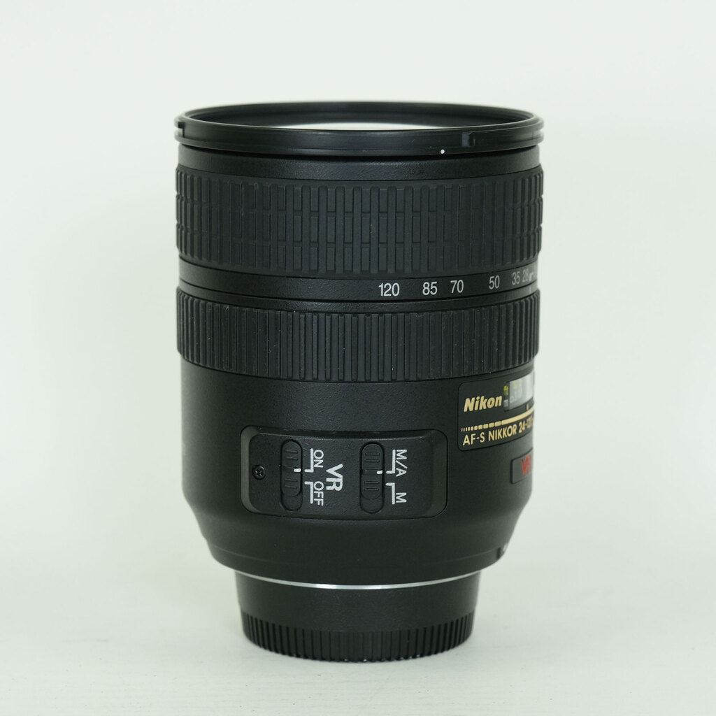 Nikon AF-S VR Zoom-Nikkor 24-120mm F3.5-5.6G IF-ED