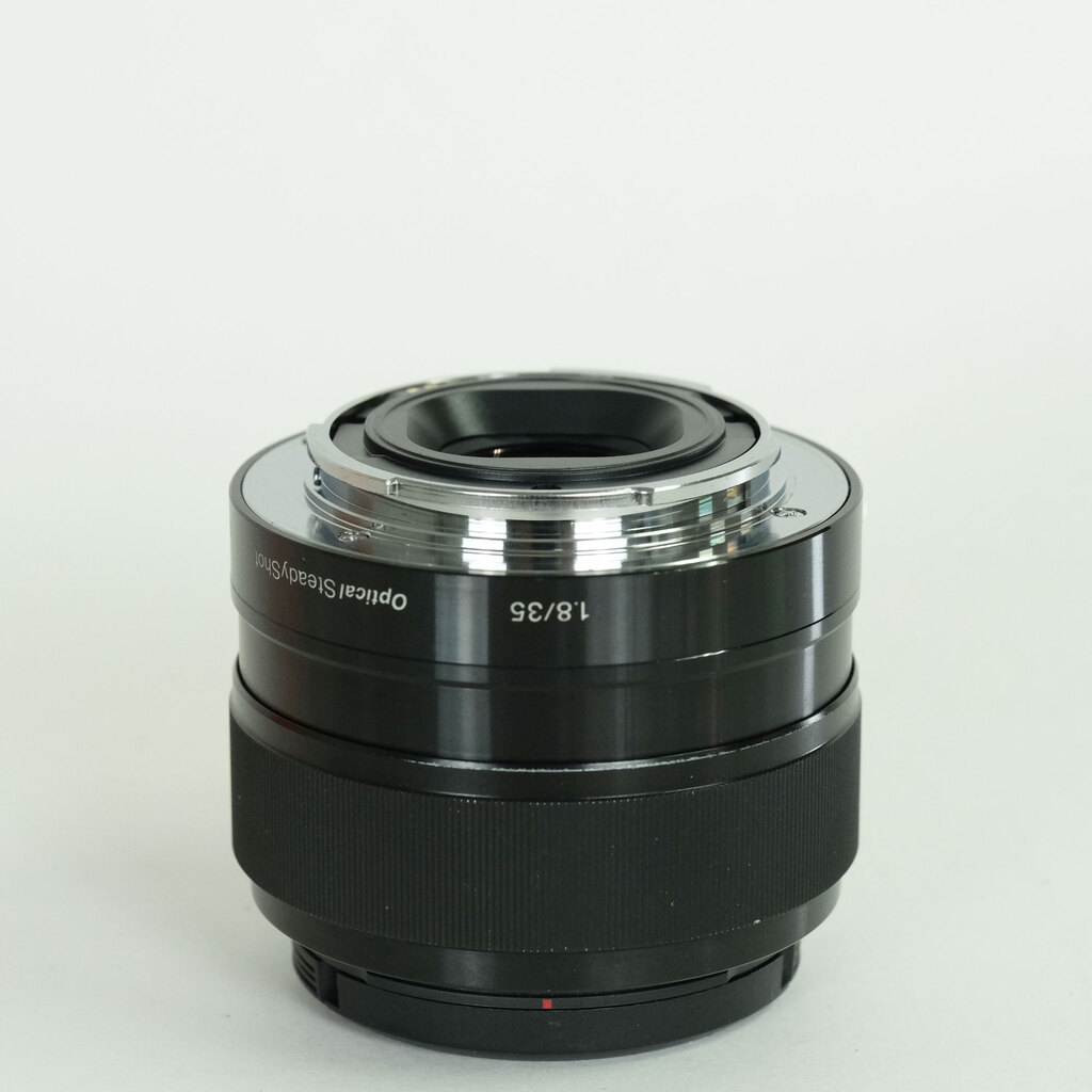 SONY E 35mm F1.8 OSS SEL35F18