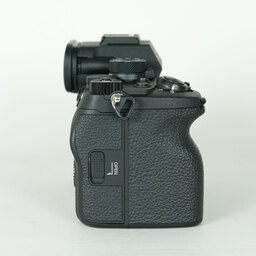 SONY α7 IV(ILCE-7M4) SONY α7 IV(ILCE-7M4)