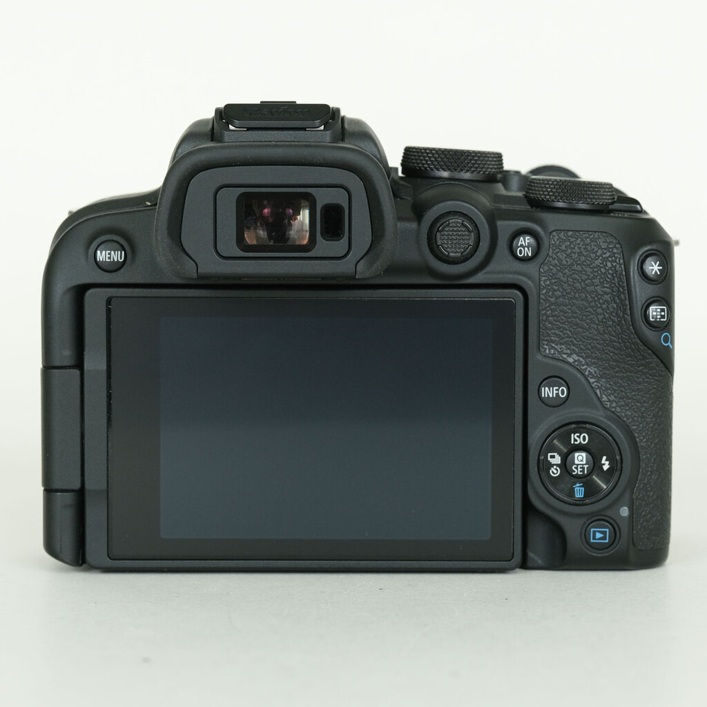 Canon EOS R10