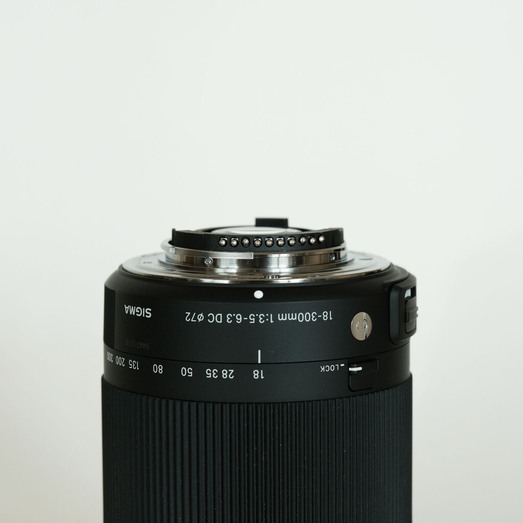 SIGMA 18-300mm F3.5-6.3 DC MACRO OS HSM｜Contemporary [ニコンF用]