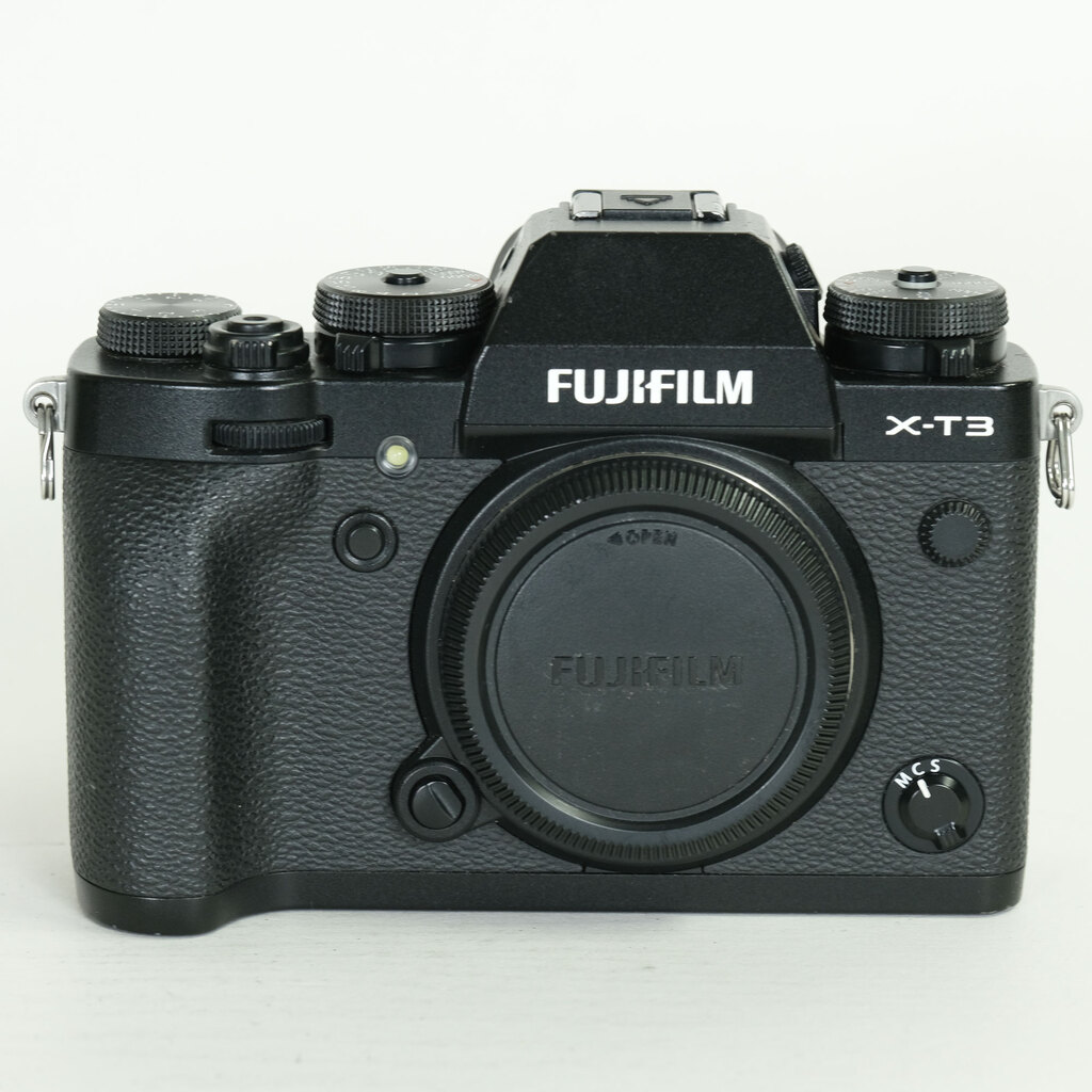 FUJIFILM X-T3
