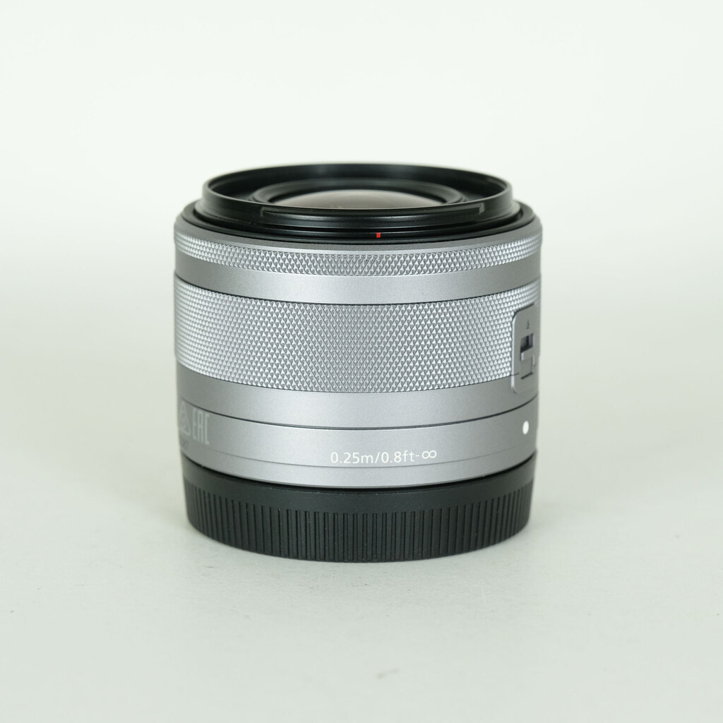 Canon EF-M15-45mm F3.5-6.3 IS STM